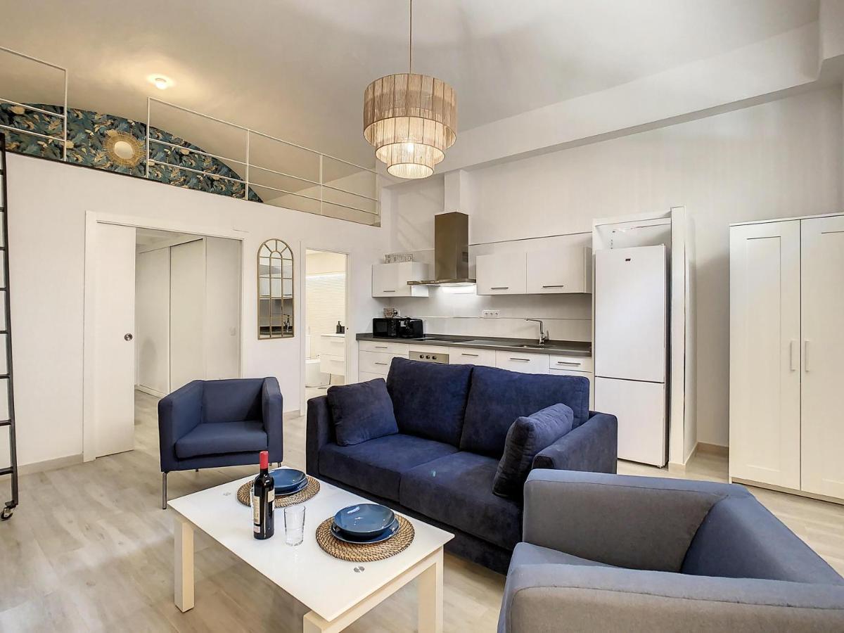Apartcity Triana Siviglia Esterno foto