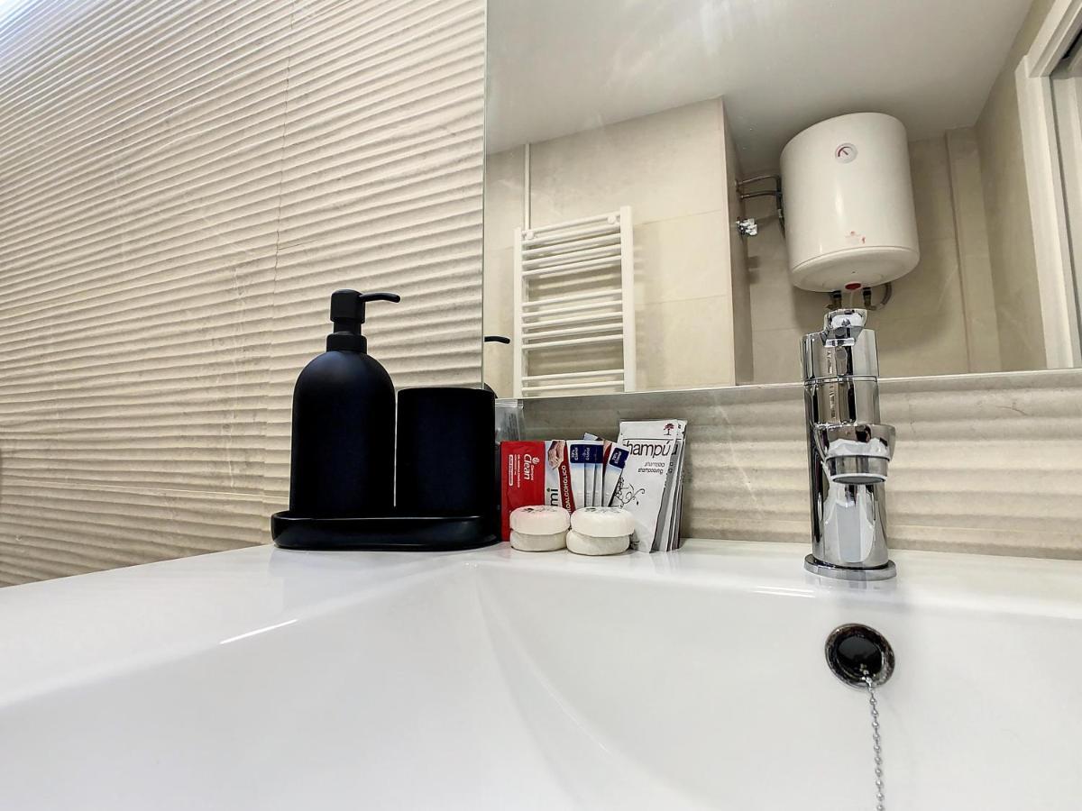 Apartcity Triana Siviglia Esterno foto